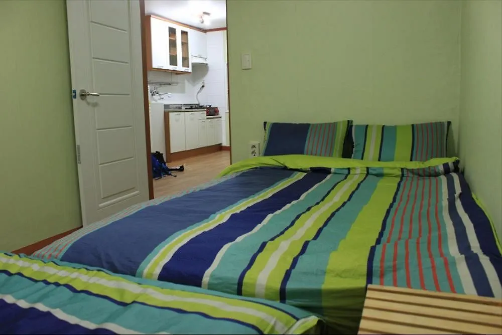 Again Seoul Guesthouse Южная Корея