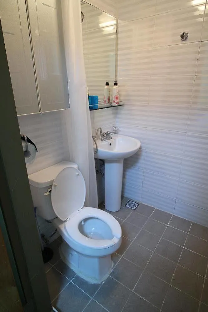 Again Seoul Guesthouse Южная Корея